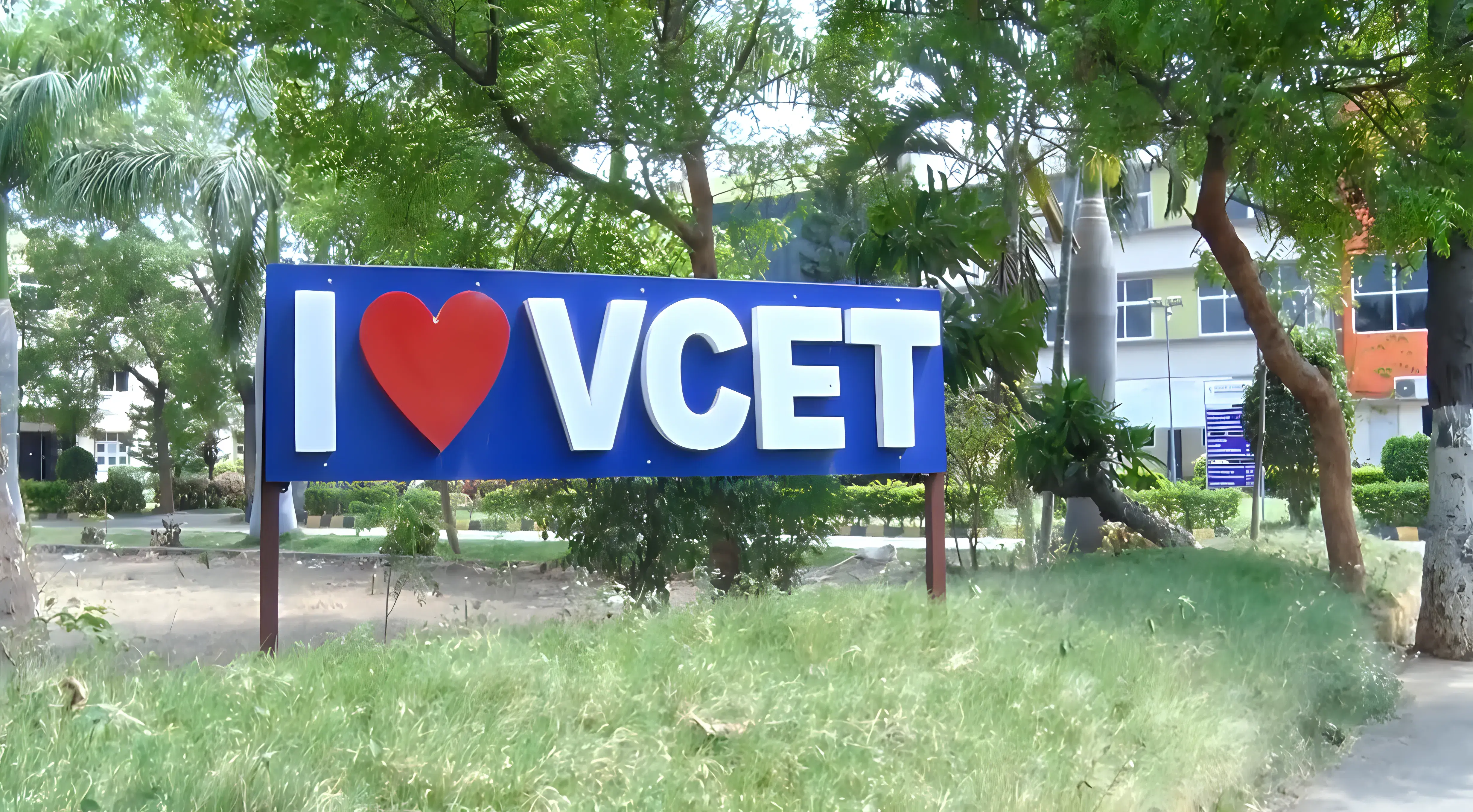Visvesvaraya College of Engineering and Technology Ibrahimpatnam Campus photo 12